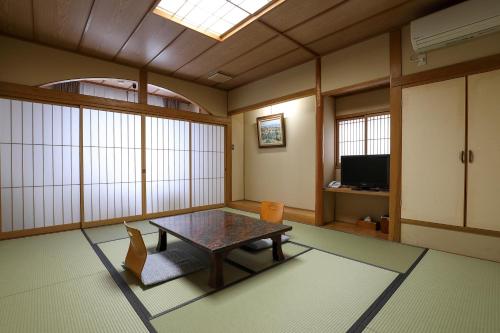 Japanese-Style Room with Shared Toilet and Bathroom