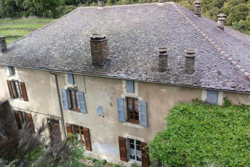 Maison de caractère- grand appartement en location