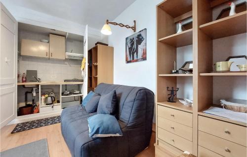 Amazing Apartment In Eu With Kitchen - Location saisonnière - Eu