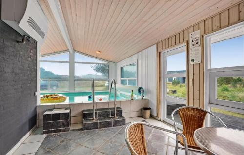  Amazing Home In Fanø With Wifi in Sønderho
