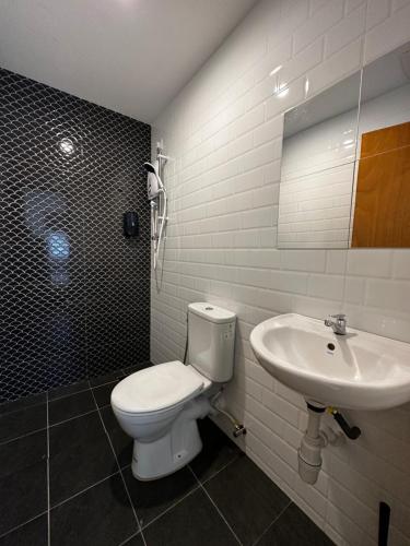 Well-appointed bathrooms