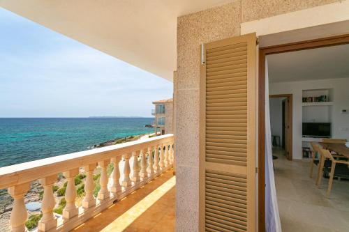 Beachfront holiday apartment Lotja 7 - Grupo Berna