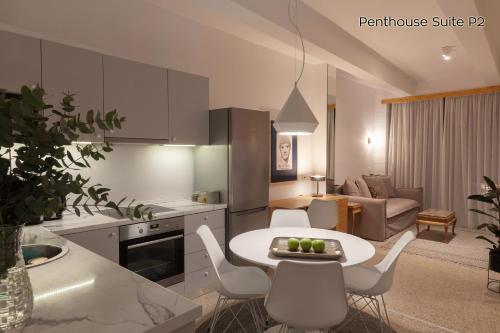 The Marble Suites, PLAKA 2