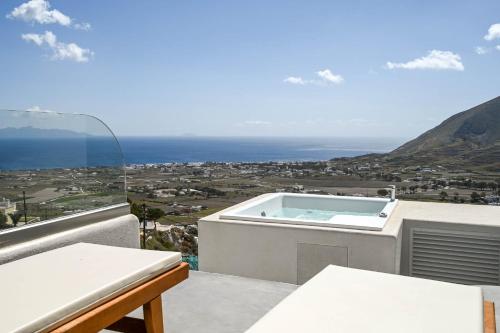 Pezsgőfürdő, Deep Earth Villas in Exo Gonia