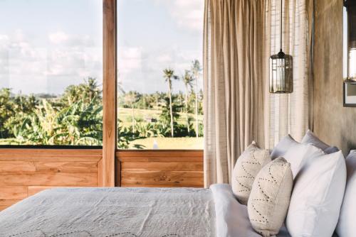 Beach 600M - Designer Villas - Perenenean - Private Pool