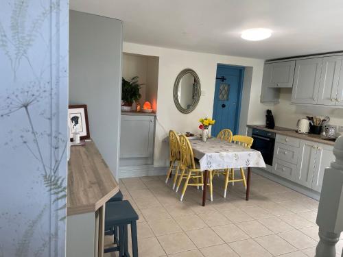 Mai's Cottage Suite - Charming Holiday Rental in Kilmallock