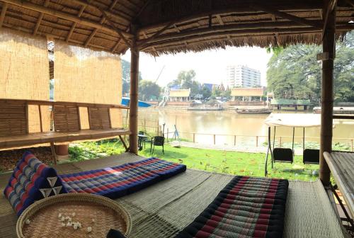 Mapping Hostel in Charoenmueng