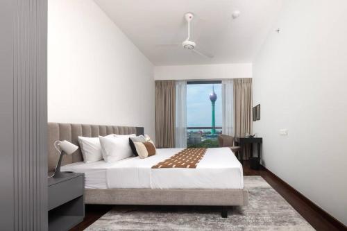 Twin Peaks residence - image 2