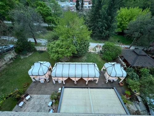 Park Hotel Sandanski - image 9