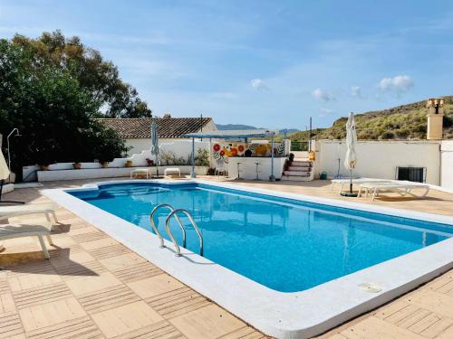  Mojacar farmhouse apartments with pool, Pension in Los Gallardos