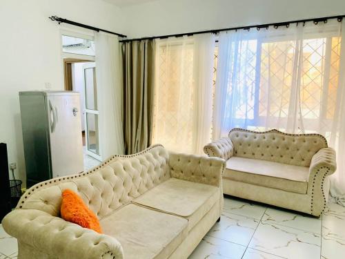 Lux Suites 1 Bedroom Hydro Apartments Nyali