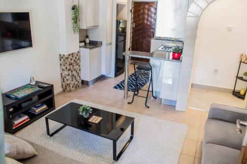 Sharon's Roma Guesthouse in the Heart of Lusaka - image 4