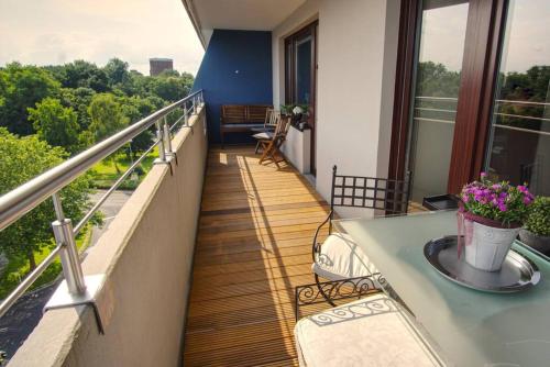 Ferienwohnung mit herrlichem Ausblick meerwärts, Wilhelmshaven