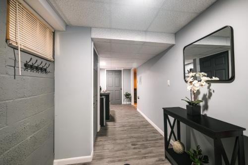 Quaint Forest Heights Unit about 9 Mi to Downtown DC in ออกซอน ฮิลล์ (MD)