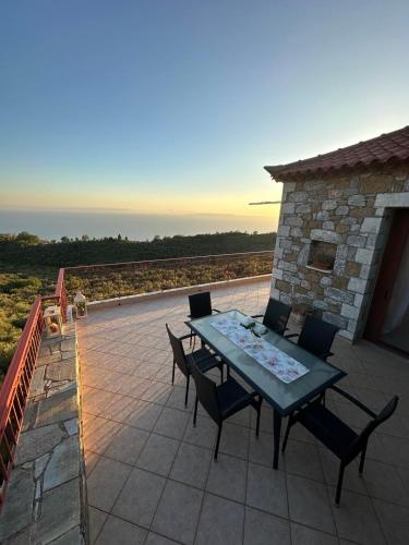 Golden Sunset Villa