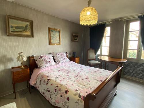 Appartement calme centre ville - Saint-Martial-le-Vieux