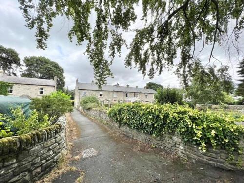 Impressive 3 bed cottage by the river in Stanhope