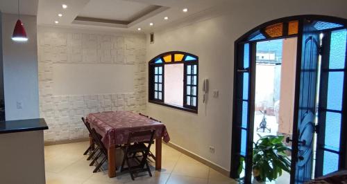 Excelente Sobrado no Guarujá