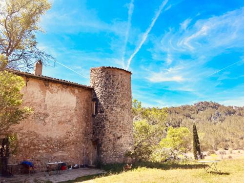 Mas Provençal au pied de la sainte Victoire à 8 k d'Aix en provence