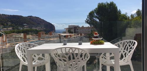 Apartment Formentor with sea view, pool & terrace in Canyamel