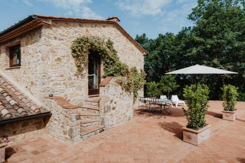 Зовнішній вигляд готелю, Borghetto Poggio Bianco in Радікондолі