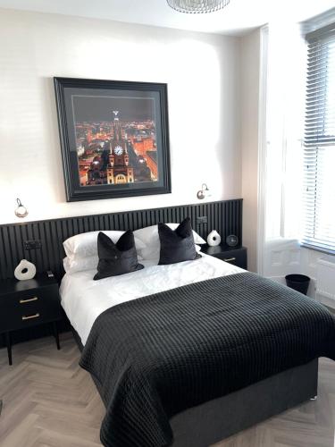 128 Anfield Road Room Type - Deluxe Double Room
