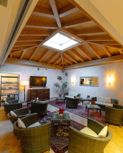 Shared lounge/TV area, Hotel Ristorante Vecchia Riva in Varese
