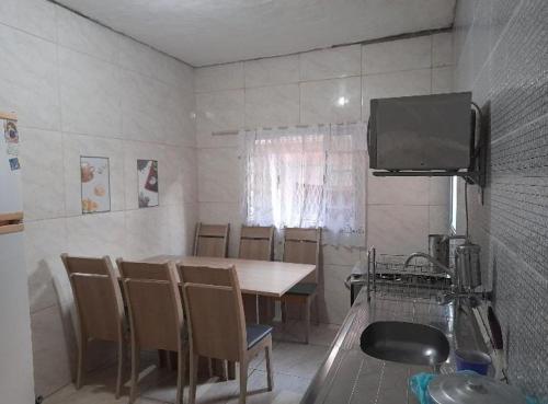 Sobrado com 3 quartos in กาซาเวร์เด