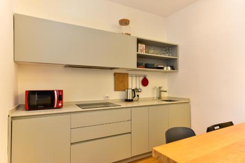 Paolina Boutique Apartment, Рим (фото 9)