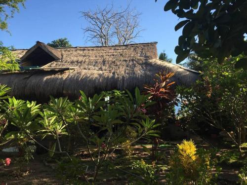 The Sleepy Lagoon Beach House