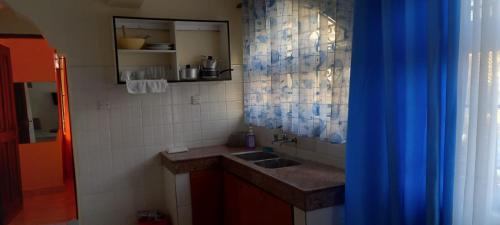 Cocina, Lux suites Startup Apartments in Mombasa
