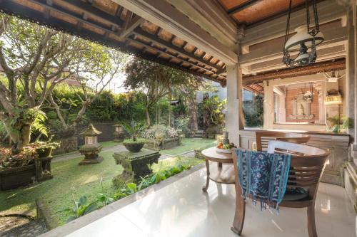 Artini 2 Cottages