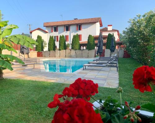 Hotel Restaurant Txistulari Hotel de charme Itxassou