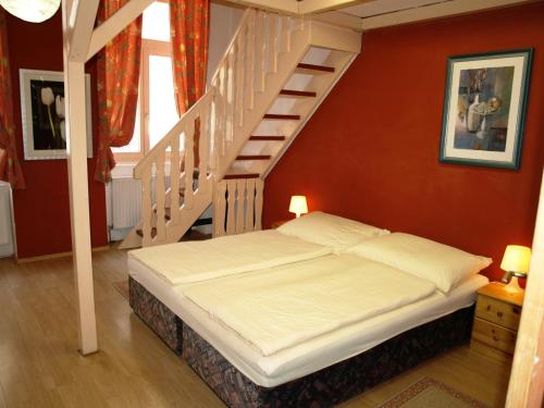 Hotel Liechtenstein Apartments II - image 10