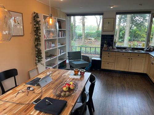 Iekārtas, Veel eigen en omheinde grond in dit luxe huisje! in Vaterene