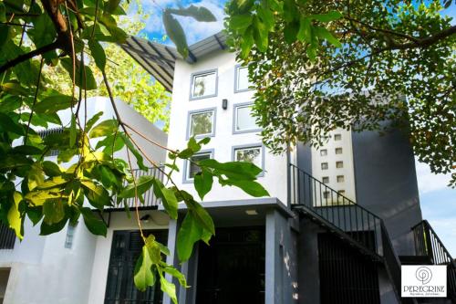 PEREGRINE Villa