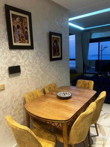 Beach Elegance Sea View & Serenity 40 min to RABAT in 梅迪亚