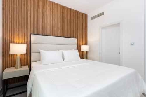 Modern Brand New 1BR Holiday Homes at Greens, Dubaj (zdjęcie 10)