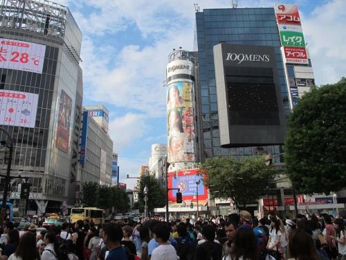 10 minutes direct to Shibuya Crossing! Heart of Tokyo! Mishuku