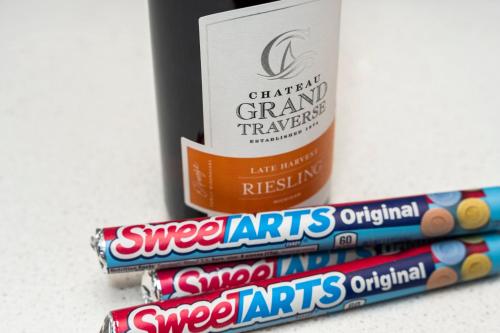Sweet Tart Spot - Cozy TC Condo - Tart Trail - Balcony - Pets welcome