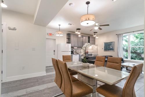 Breathtaking Condos Near French Quarter - 편의 시설/서비스