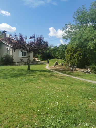 Hébergement gîte à louer Saint-Paul-de-Loubressac