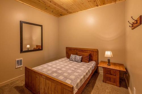 The Hideout near Snowshoe Resort in Walnut, USA