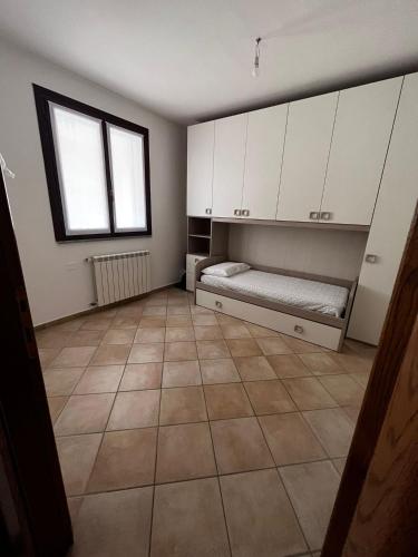  Appartamento indipendente in villa Nel verde a due passi dal mare, Unterkunft in Casa Alzi