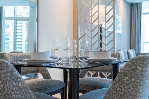 Sophisticated Business Bay Canal View by Suiteable, Dubai (photo 8)