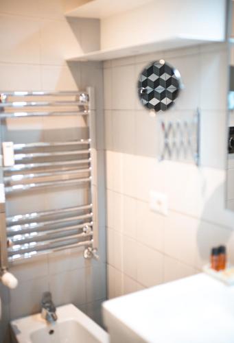 Verrazzano 37 Guest House - image 10