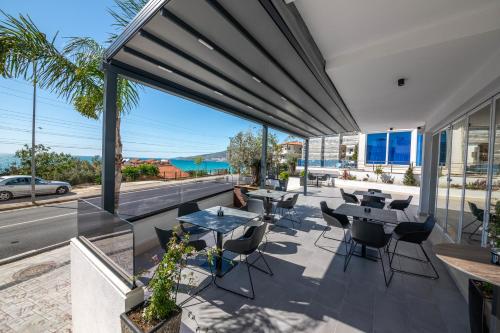 Azure Inn Hotel - image 3