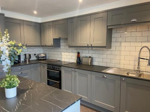 The Old Gables, Brampton Town Centre, Hadrians Wall Sleeps 4 2