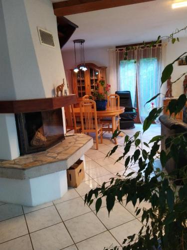 Chez l'Eveline Chambre Tortue in Les Bois