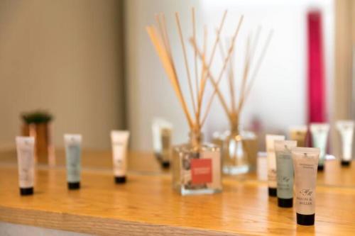 City Centre Penthouse with Terrace 5 mins walk to Colleges & Sleeps 6 - image 2